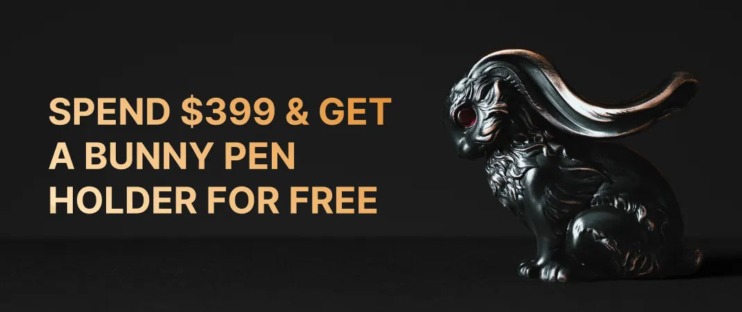 Free gift with orders over $399 banner
