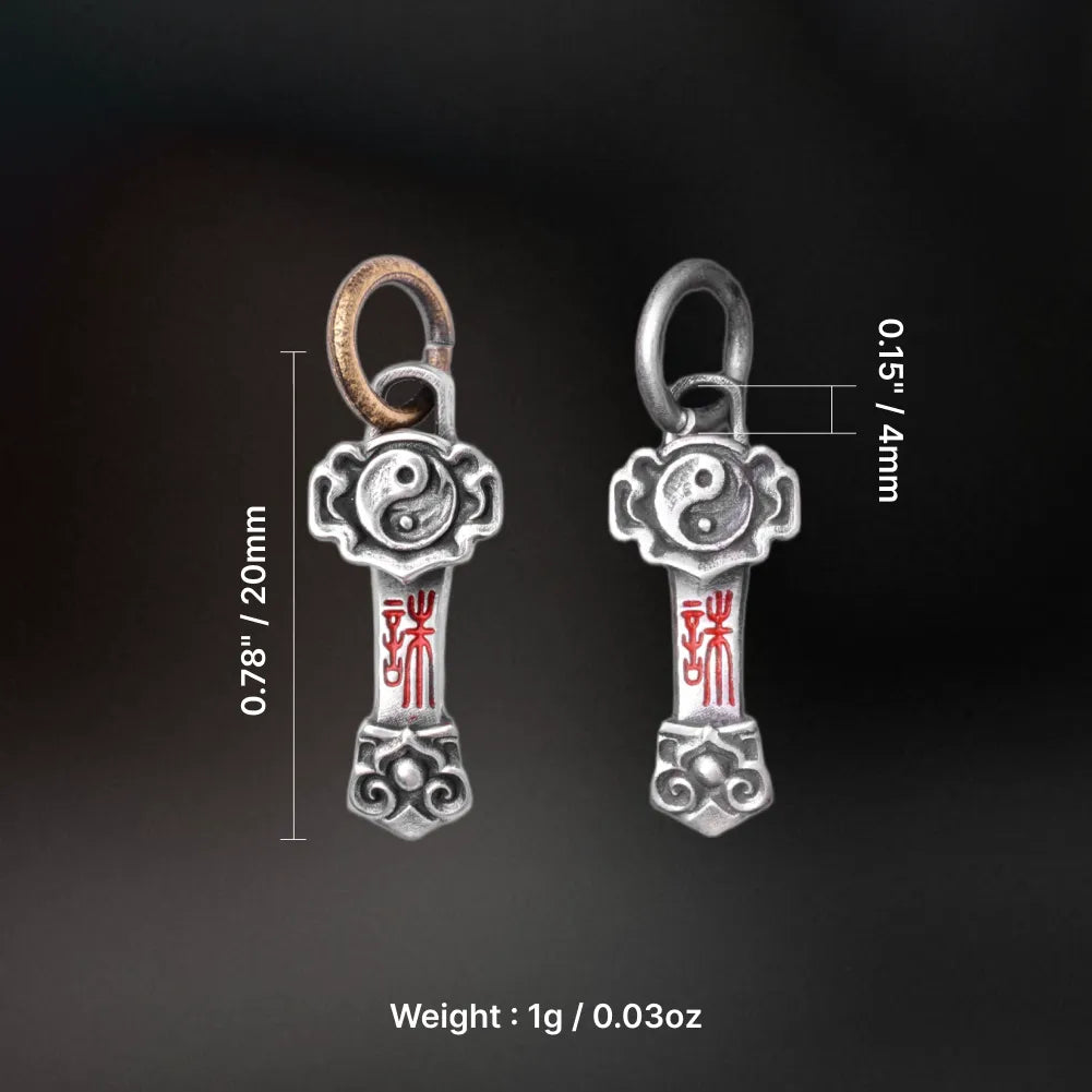 Ruyi Charm Pendant detail view 09