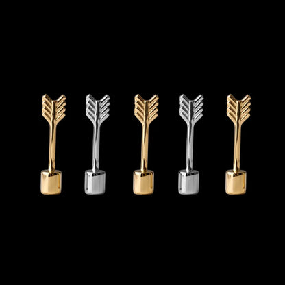 Set of five removable arrows in alternating silver and yellow gold finishes for Scarecrow Training Dummy