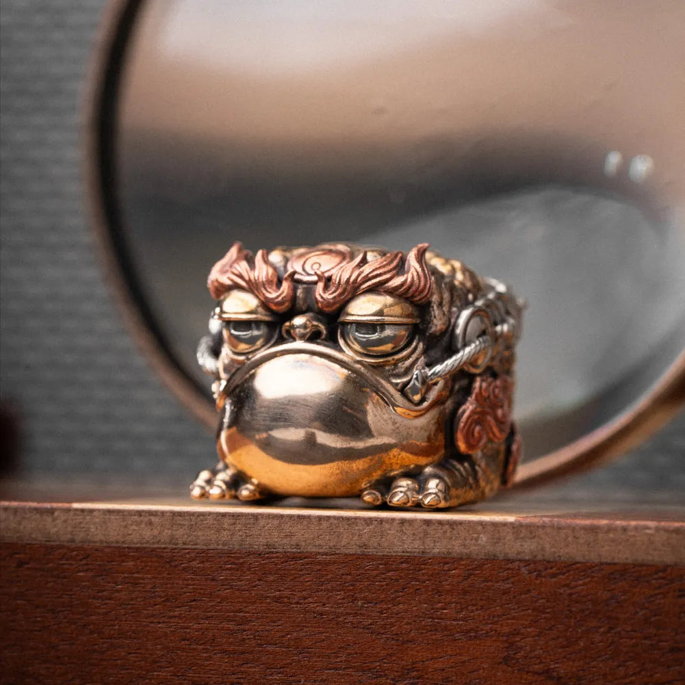 Seven-Star Money Toad figurine in a product photograph
