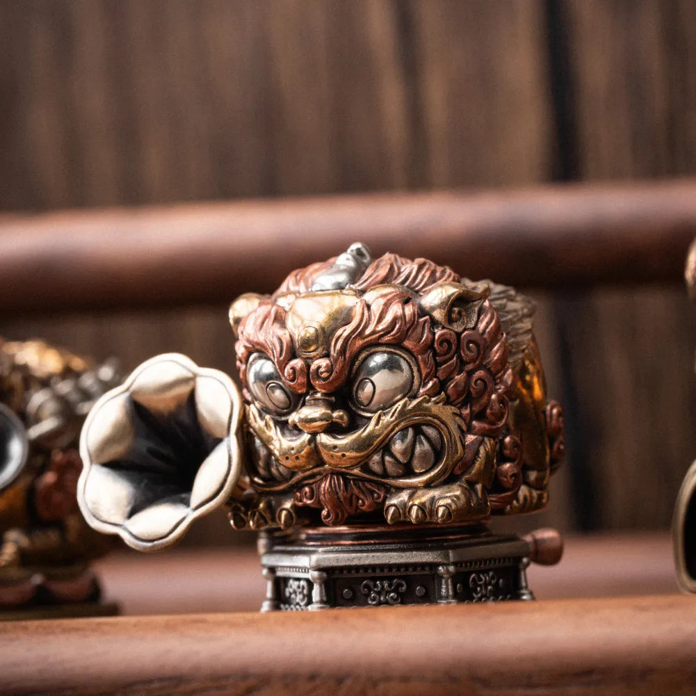 Winged Pixiu figurine in a product photograph