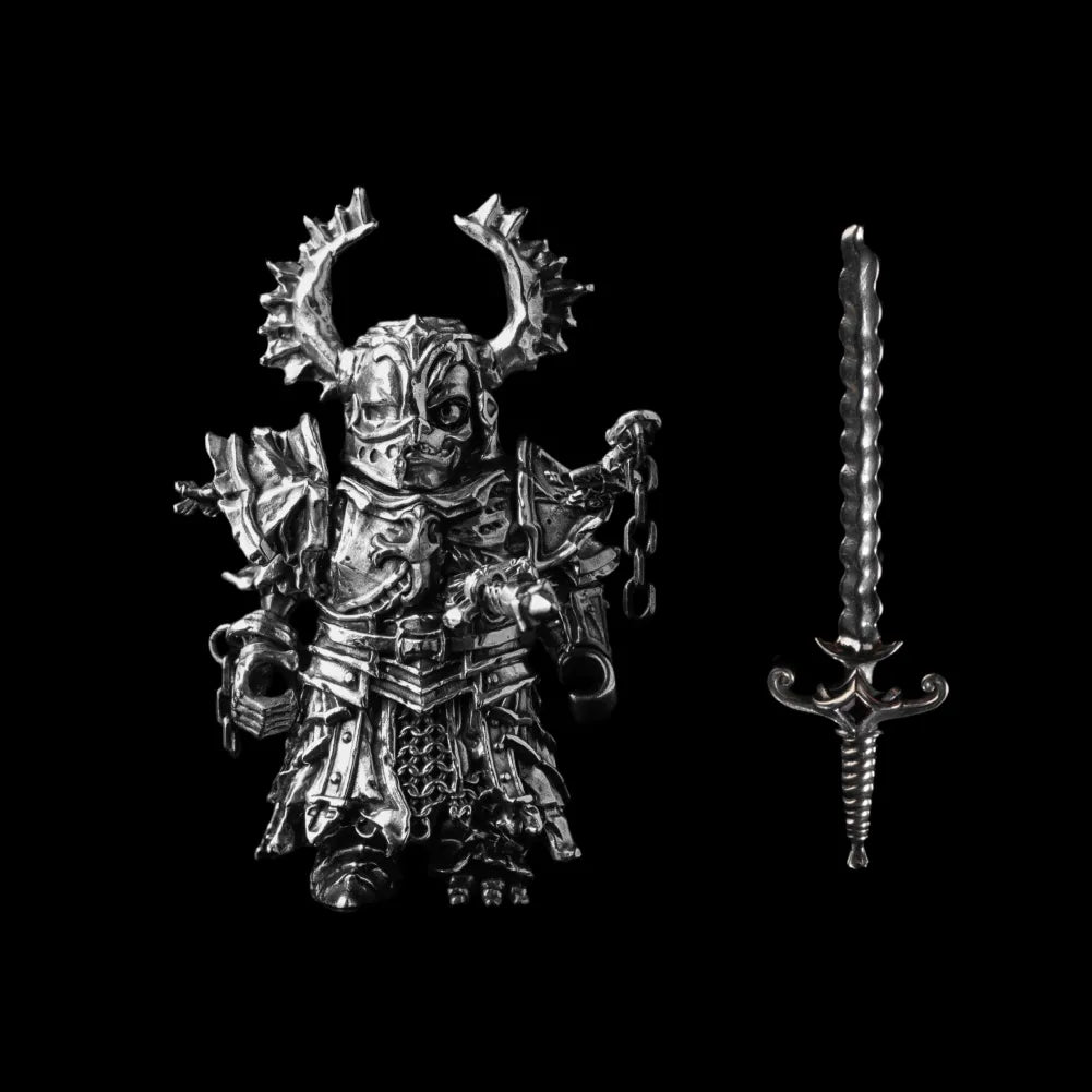 Undead Crusader in Oxidized Silver with Fallen Crusader head and Crusader Sword