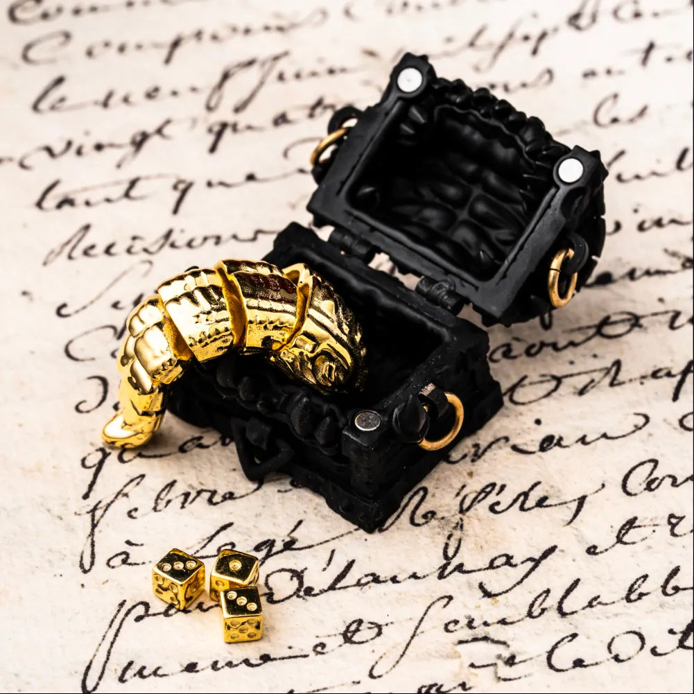 Mimicling Chest Pendant