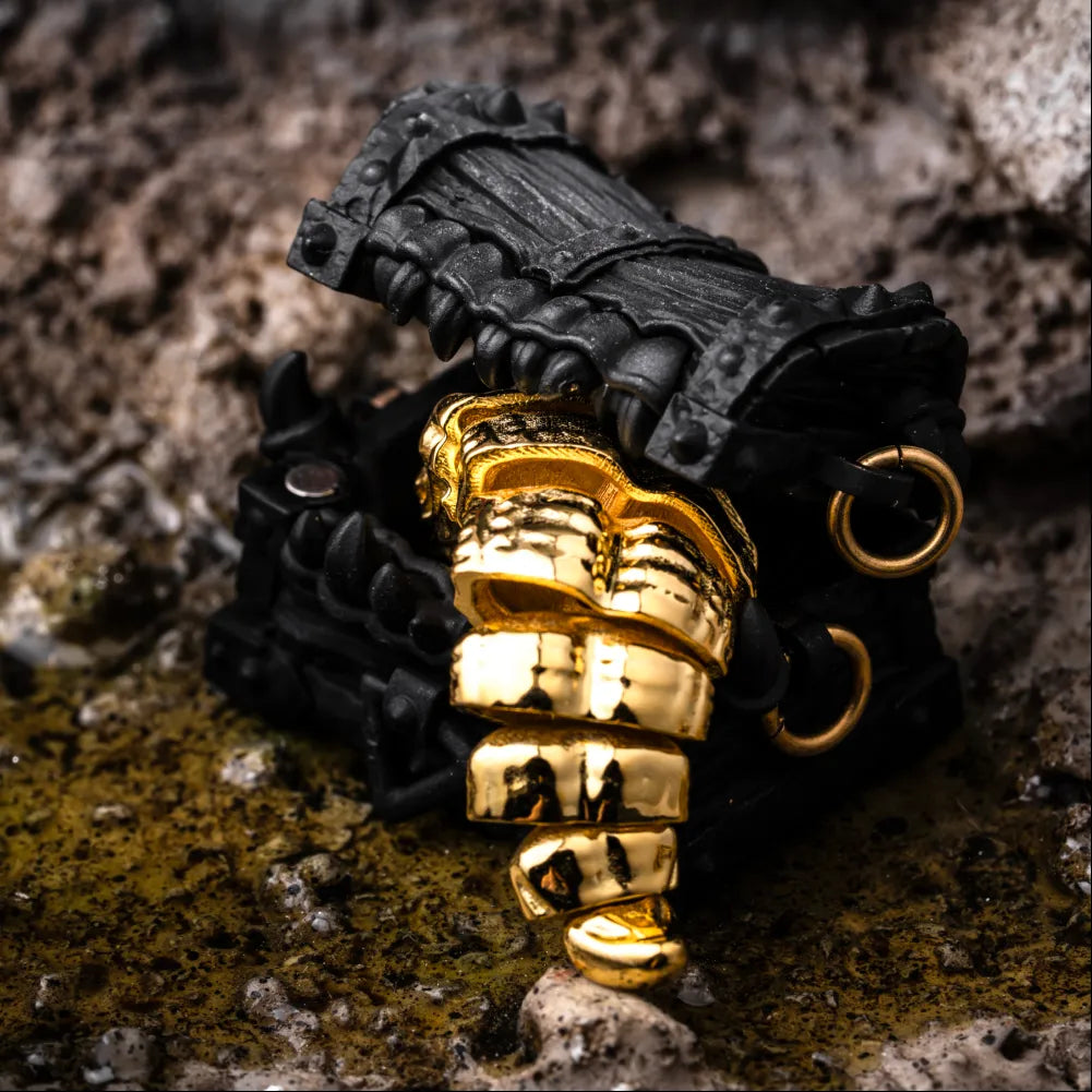 Mimicling Chest Pendant
