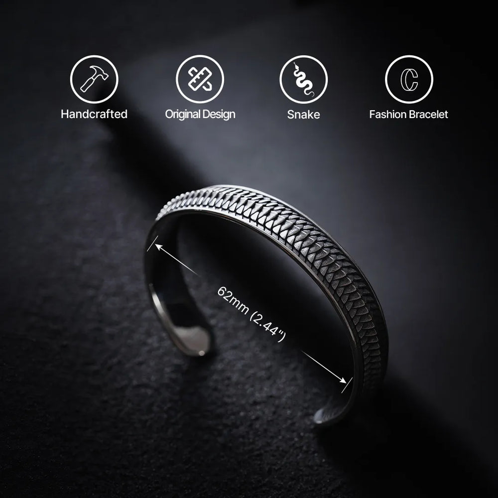 Danish zehen store hand bracelet