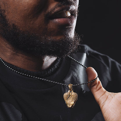 Model wearring brass rattlesnake clip pendant